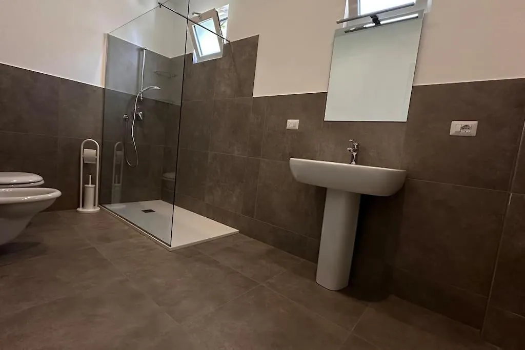 Cconforthotels Puglia Promenade Apartment 2 Bari 0*,  Włochy